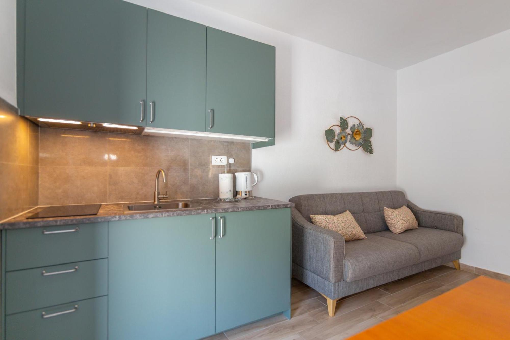 City Center Ana Apartments Makarska Exterior photo