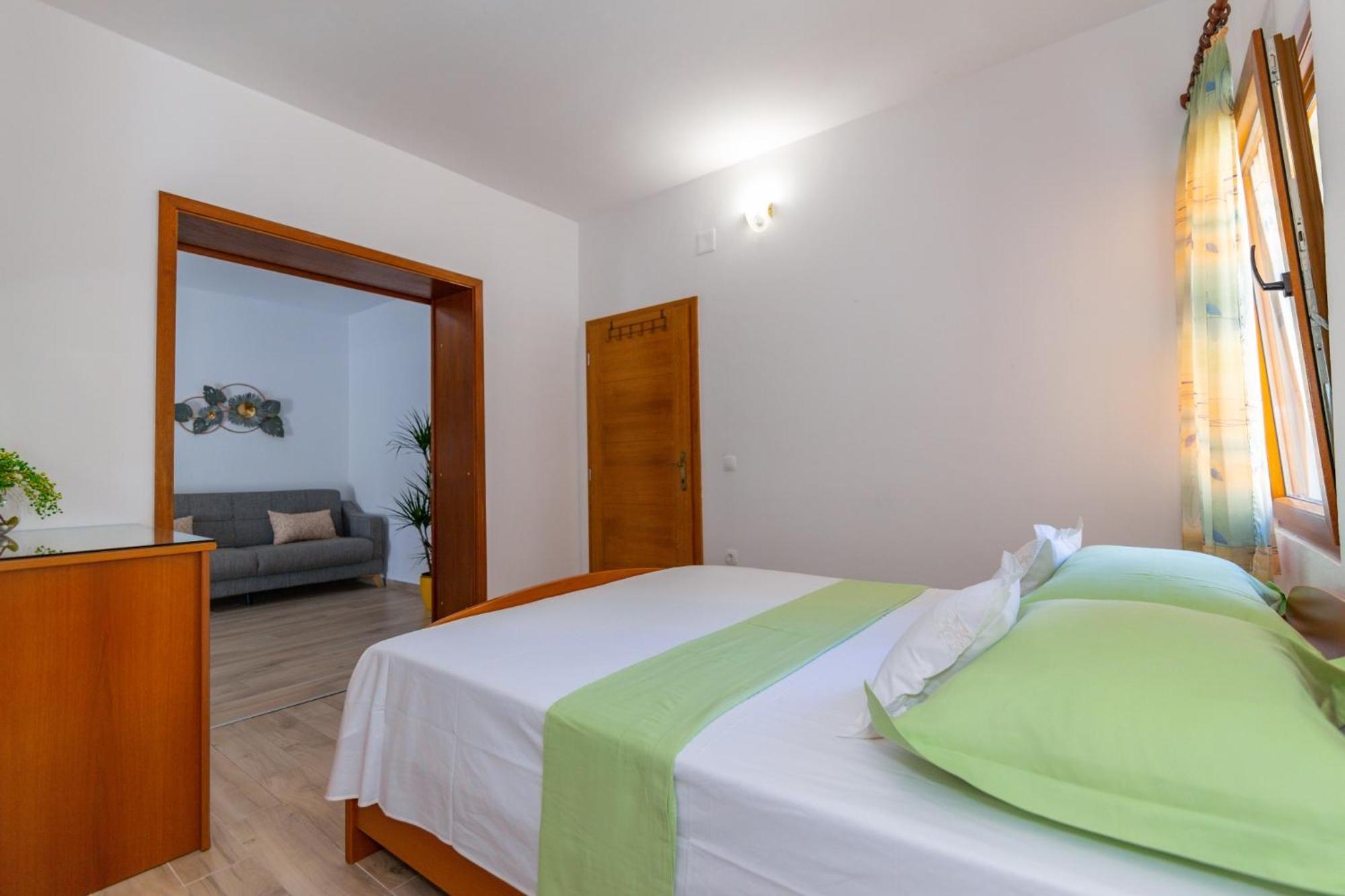 City Center Ana Apartments Makarska Exterior photo